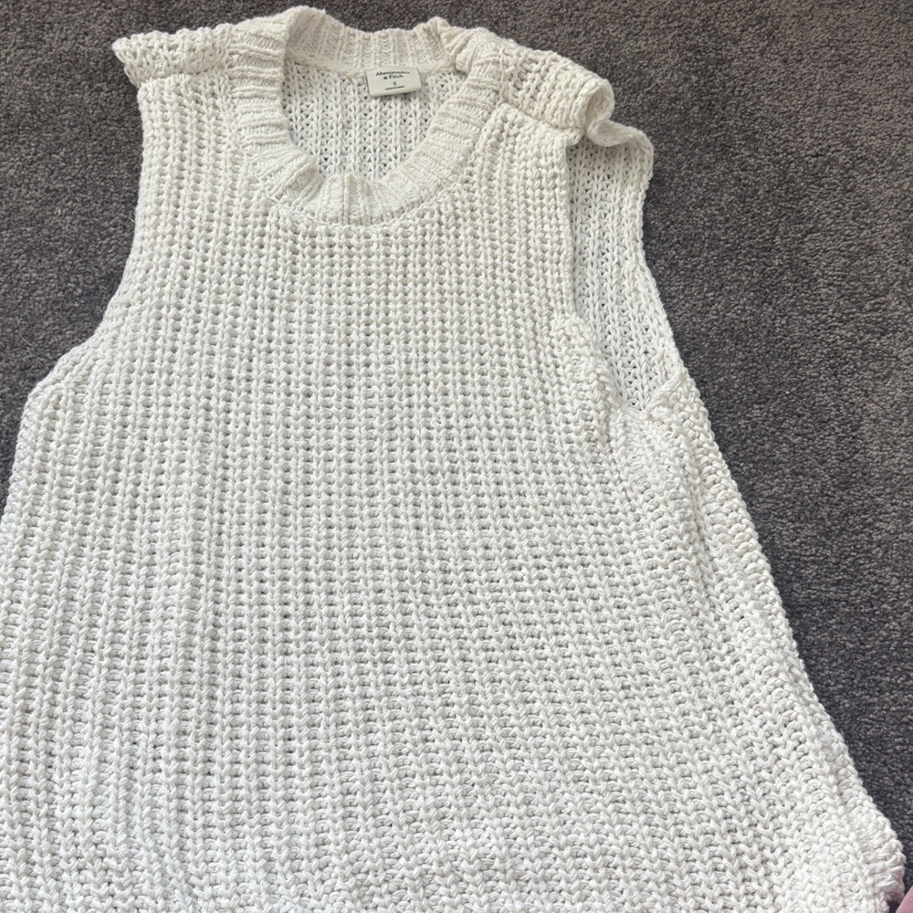 Abercrombie & Fitch Cream Knit Sleeveless Top